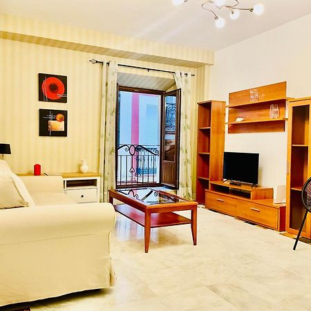 Entrecatedrales Suite Sevilla Bagian luar foto