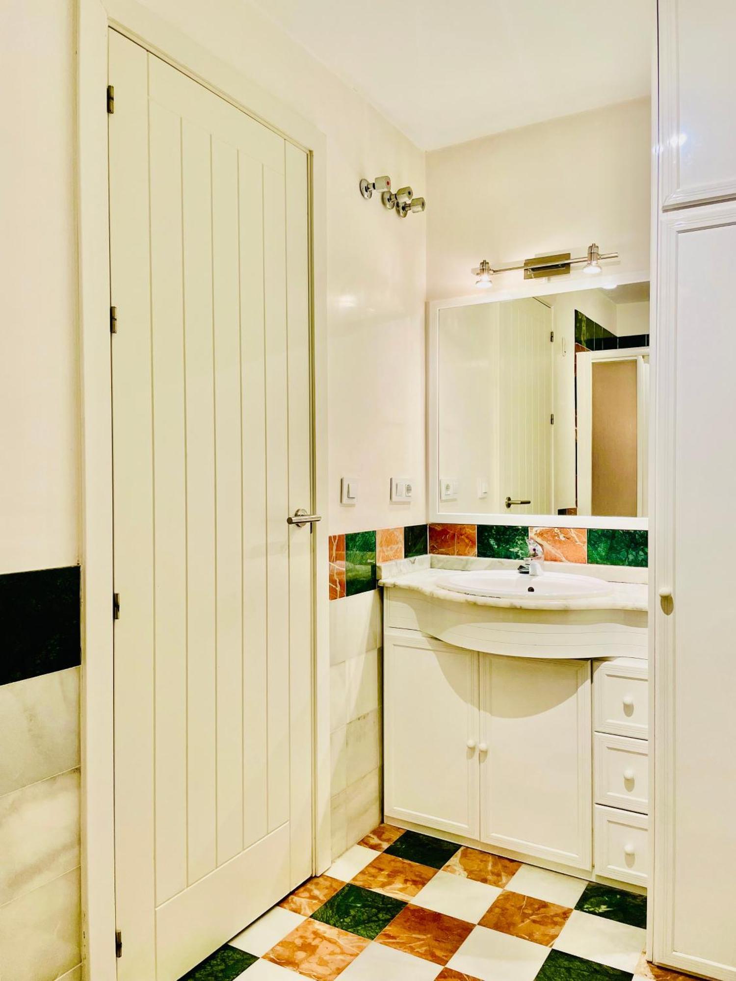 Entrecatedrales Suite Sevilla Bagian luar foto